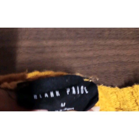 Women's Blank Paige Sweater Fall / Autumn Size Medium - Picture 5 of 10